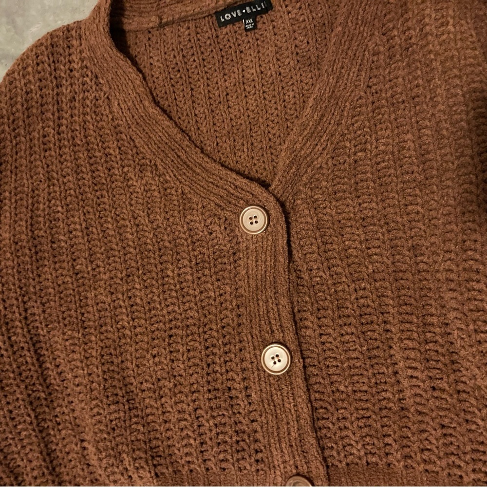 Love Ellie Audrey Chenille Knit‎ Sweater with Puff Sleeves and Large Buttons - Picture 8 of 9